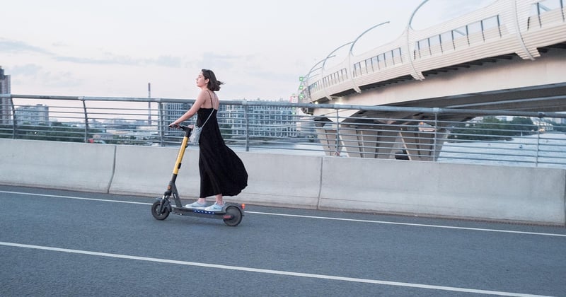 E-Scooter mit Sitz: Komfortabel, sicher und stylisch unterwegs